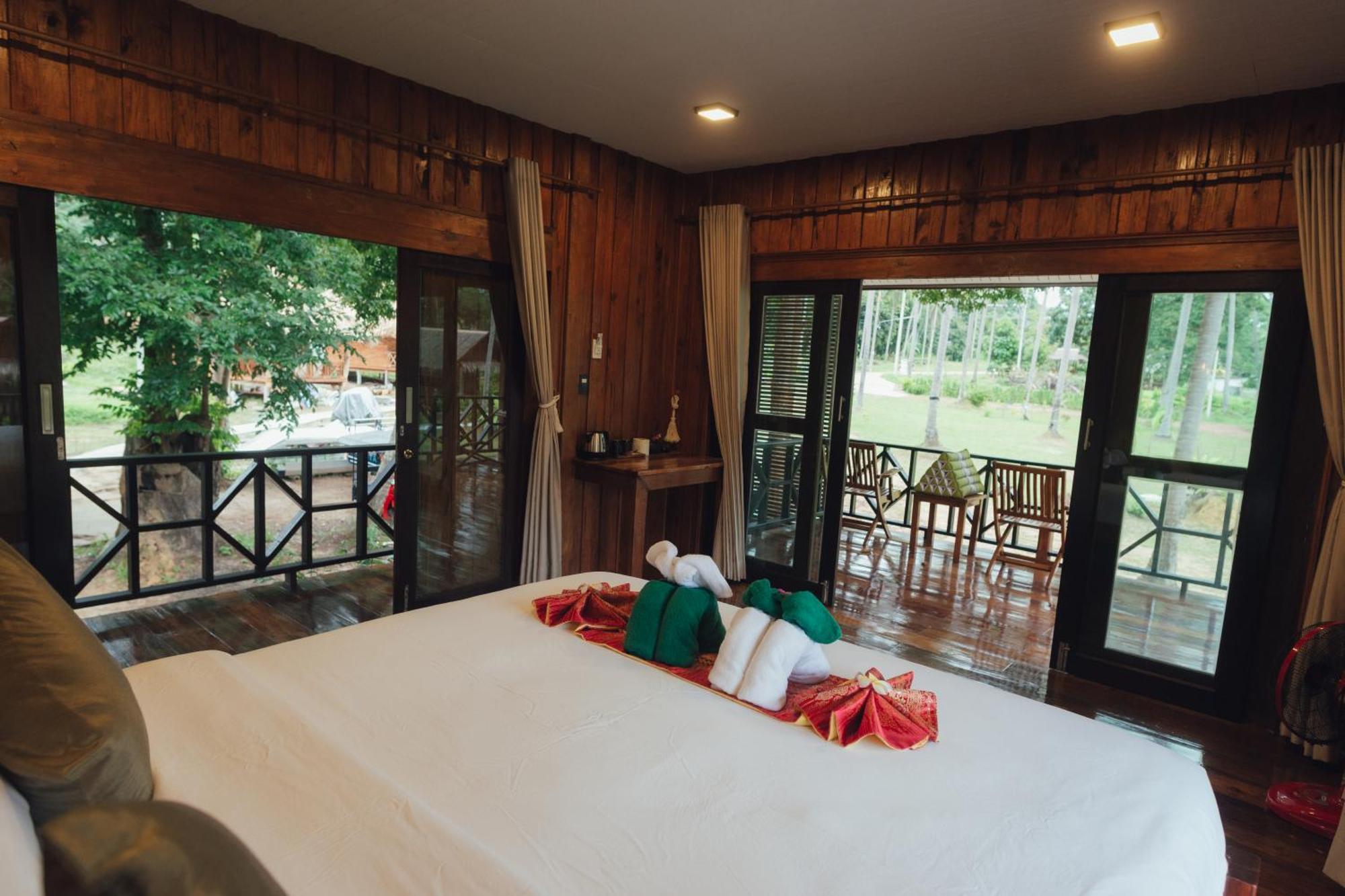 Coco Canopy Boutique Resort Koh Jum Eksteriør billede